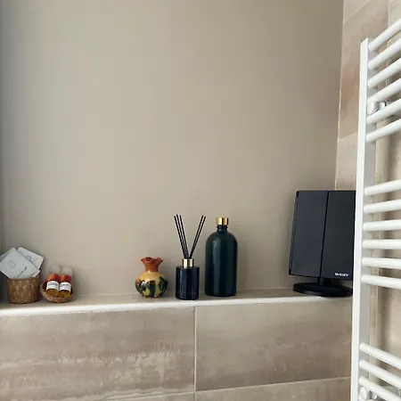 A L Ombre Des Chenes Nocleg ze śniadaniem 3*