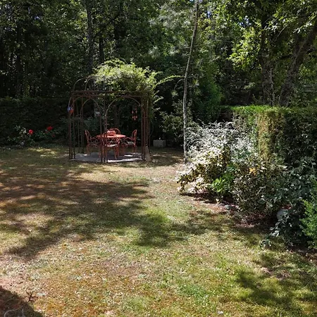 Bed & Breakfast A L Ombre Des Chenes 3*