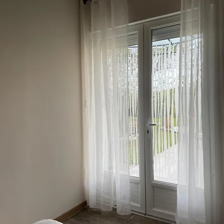 Frühstückspension A L Ombre Des Chenes Moissac