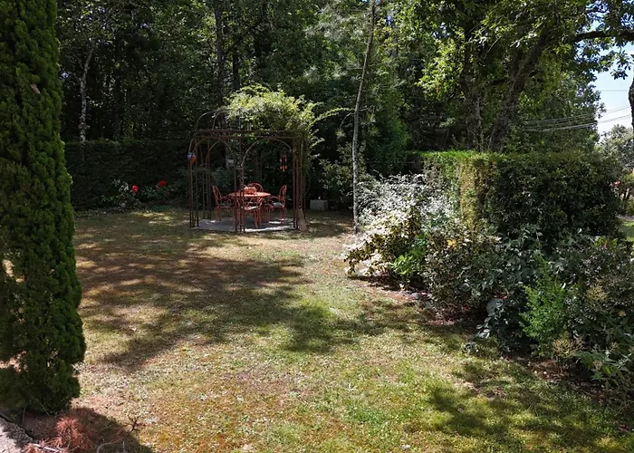 Bed & Breakfast A L Ombre Des Chenes 3*