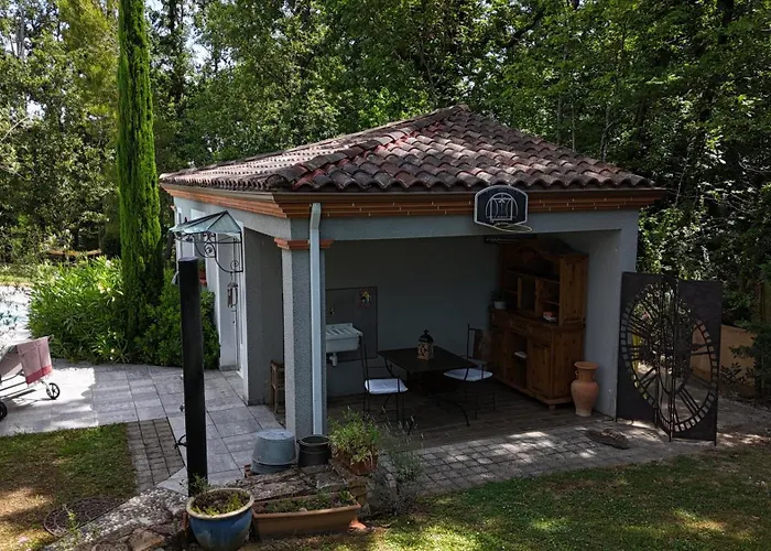 Bed & Breakfast A L Ombre Des Chenes Moissac
